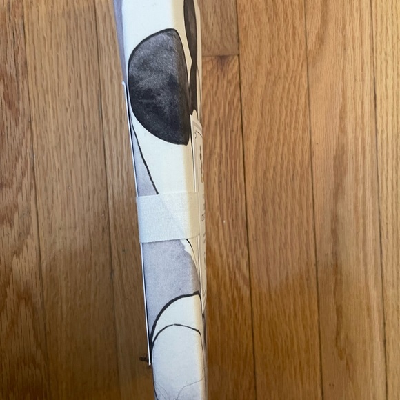 Pottery Barn Kids Mickey Mouse Crib Sheet – Organic Cotton – NWT - Picture 3 of 4